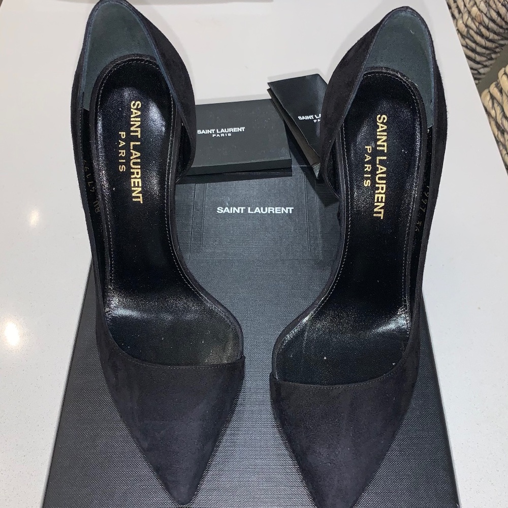 Hello - Picture 2 of 6